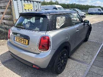 Mini Electric CAMDEN EDITION 33KWh picture 4