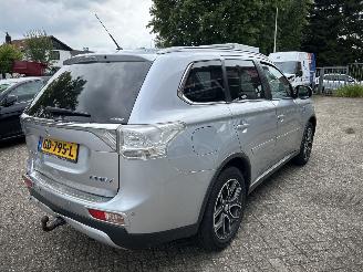 Mitsubishi Outlander 2.0 PHEV INSTYLE+ X-LINE picture 2