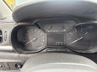 Citroën C3 1.2 Pure Tech  Feel picture 6