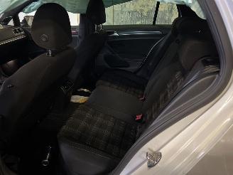 Volkswagen Golf 2.0 TSI GTI PERFORMANCE picture 10