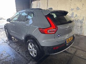 Schadeauto Volvo XC40 2.0 b3 Essential, 2024/6