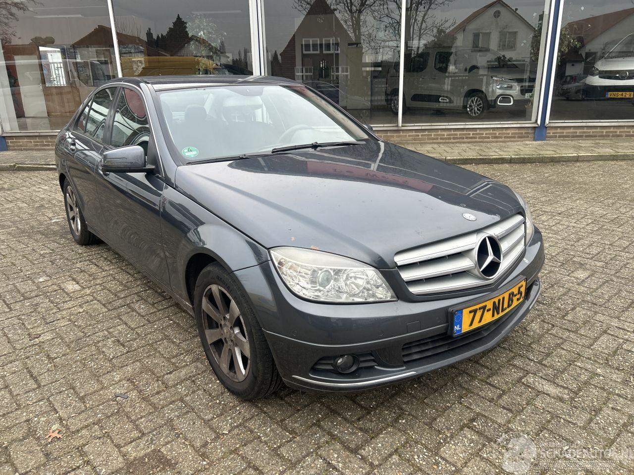 Mercedes C-klasse 180 CGI BLEU EFFICIENCY BUSINESS CLASS