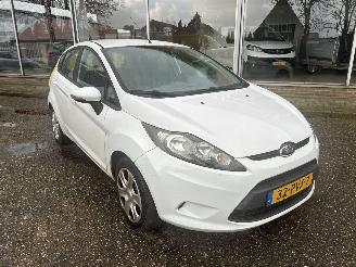 Schadeauto Ford Fiesta 1.25 LIMITED 2011/3