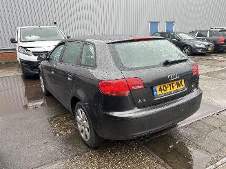 Audi A3 2.0 FSI AMBIENTE picture 2