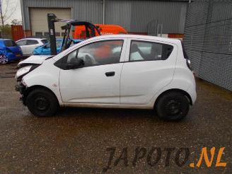 Chevrolet Spark Spark, Hatchback, 2010 / 2015 1.0 16V Bifuel picture 2