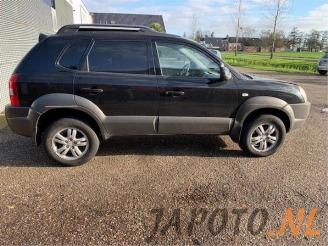 Hyundai Tucson Tucson (JM), SUV, 2004 / 2010 2.0 CRDi VGT 16V 4x2 picture 6