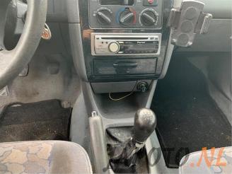 Toyota Avensis Avensis (T22), Sedan, 1997 / 2003 1.8 16V picture 12