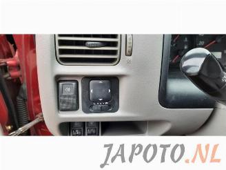 Mazda Demio Demio (DW), MPV, 1996 / 2003 1.3 16V picture 11