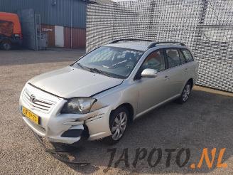 demontáž osobní automobily Toyota Avensis Avensis Wagon (T25/B1E), Combi, 2003 / 2008 2.0 16V D-4D-F 2007/1