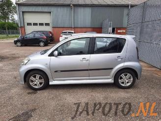 Daihatsu Sirion Sirion 2 (M3), Hatchback, 2005 1.3 16V DVVT picture 2