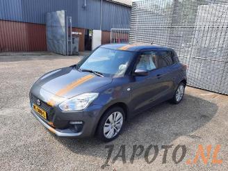 demontáž osobní automobily Suzuki Swift Swift (ZC/ZD), Hatchback 5-drs, 2017 1.2 Dual Jet 16V 2018/2
