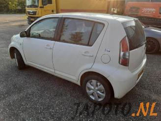 Daihatsu Sirion Sirion 2 (M3), Hatchback, 2005 1.0 12V DVVT picture 3