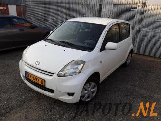 demontáž osobní automobily Daihatsu Sirion Sirion 2 (M3), Hatchback, 2005 1.0 12V DVVT 2009/5