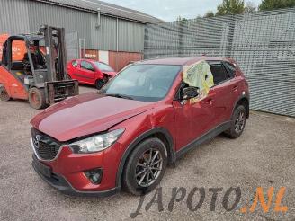 demontáž osobní automobily Mazda CX-5 CX-5 (KE,GH), SUV, 2011 2.2 SkyActiv-D 16V 2WD 2013