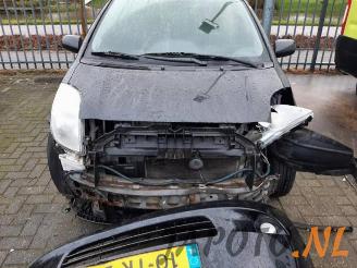 Toyota Yaris Yaris II (P9), Hatchback, 2005 / 2014 1.3 16V VVT-i picture 7