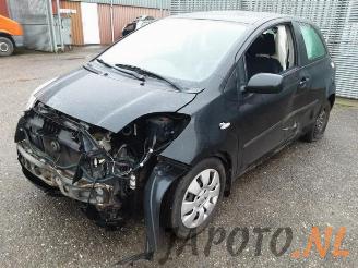 Toyota Yaris Yaris II (P9), Hatchback, 2005 / 2014 1.3 16V VVT-i picture 9