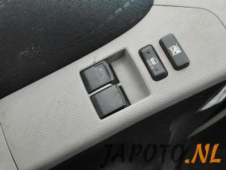 Toyota Yaris Yaris II (P9), Hatchback, 2005 / 2014 1.3 16V VVT-i picture 18