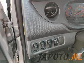 Daihatsu Young-rv YRV (M2), Hatchback, 2000 / 2006 1.0 12V DVVT STi picture 11