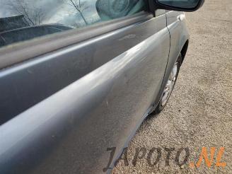 Toyota Yaris Yaris (P1), Hatchback, 1999 / 2005 1.3 16V VVT-i picture 10