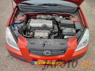 Kia Rio Rio II (DE), Hatchback, 2005 / 2011 1.4 16V picture 12