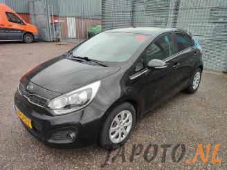 demontáž osobní automobily Kia Rio Rio III (UB), Hatchback, 2011 / 2017 1.2 CVVT 16V 2011/11