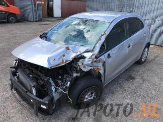 demontáž osobní automobily Kia Rio Rio III (UB), Hatchback, 2011 / 2017 1.2 CVVT 16V 2012/6