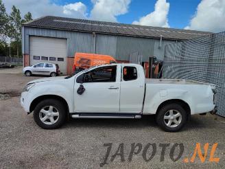 Isuzu D-Max D-Max (TFR/TFS), Pick-up, 2012 2.5 D Twin Turbo picture 2