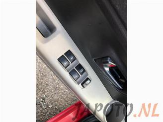 Daihatsu Sirion Sirion 2 (M3), Hatchback, 2005 1.0 12V DVVT picture 13