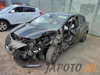 demontáž osobní automobily Nissan Micra Micra (K14), Hatchback, 2016 / 2024 0.9 IG-T 12V 2017/10