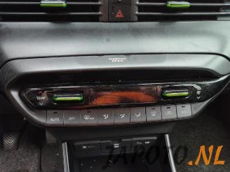 Hyundai I-20 i20 (BC3), Hatchback 5-drs, 2020 1.0 T-GDI 100 Mild Hybrid 48V 12V picture 17