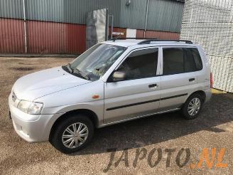 Mazda Demio Demio (DW), MPV, 1996 / 2003 1.5 16V picture 2