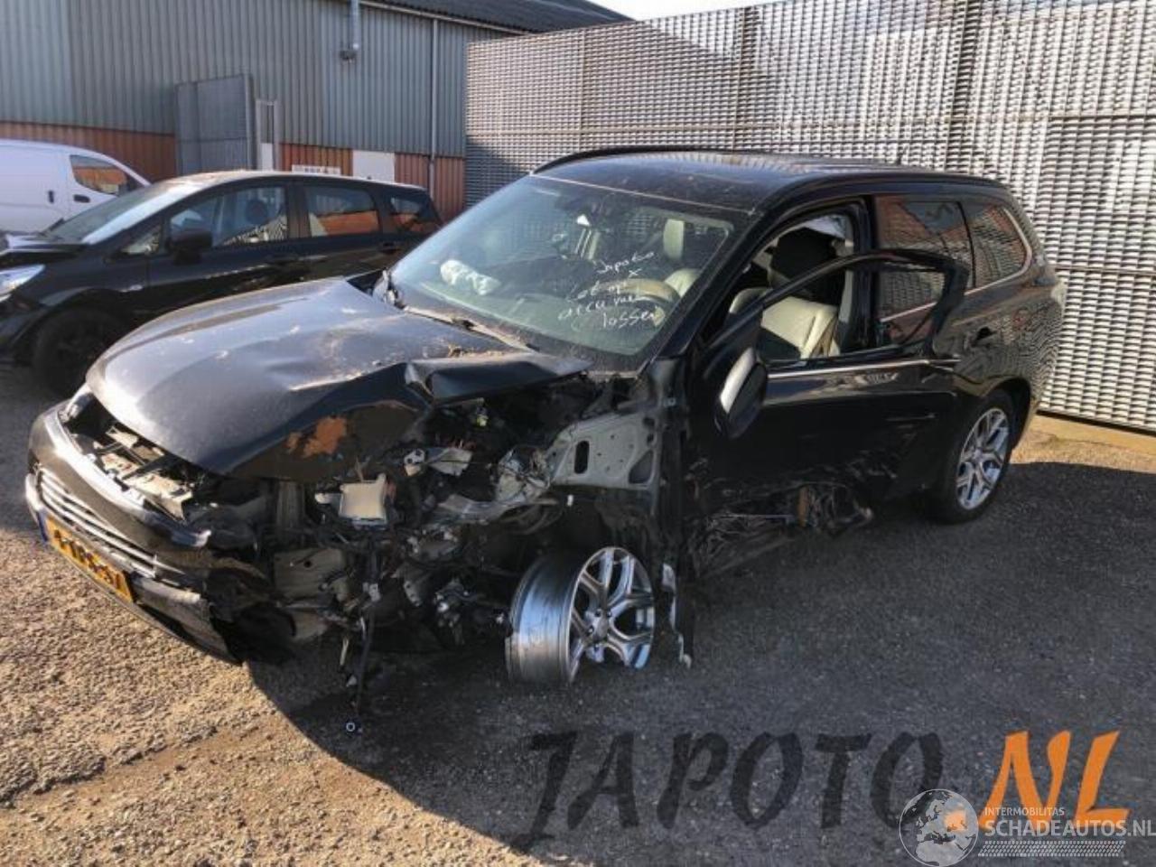 Mitsubishi Outlander Outlander (GF/GG), SUV, 2012 2.0 16V PHEV 4x4