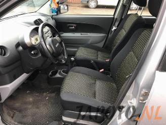 Daihatsu Sirion Sirion 2 (M3), Hatchback, 2005 1.3 16V DVVT picture 8