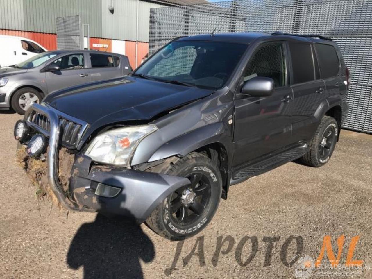 Toyota Landcruiser Land Cruiser (J12), Terreinwagen, 2002 / 2010 3.0 D-4D 16V