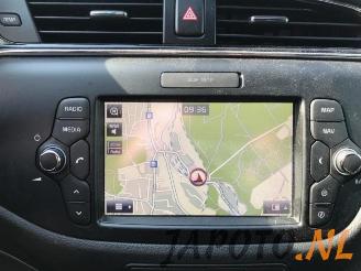 Kia Cee d Cee'd (JDB5), Hatchback 5-drs, 2012 / 2018 1.0i T-GDi 12V 120 picture 13