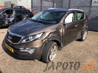 demontáž osobní automobily Kia Sportage Sportage (SL), Terreinwagen, 2010 / 2016 1.6 GDI 16V 4x2 2013/4