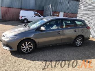 demontáž osobní automobily Toyota Auris Auris Touring Sports (E18), Combi, 2013 / 2018 1.2 T 16V 2016/9