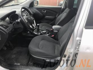 Hyundai Ix35 iX35 (LM), SUV, 2009 / 2015 2.0 16V picture 9