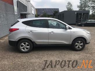 Hyundai Ix35 iX35 (LM), SUV, 2009 / 2015 2.0 16V picture 6