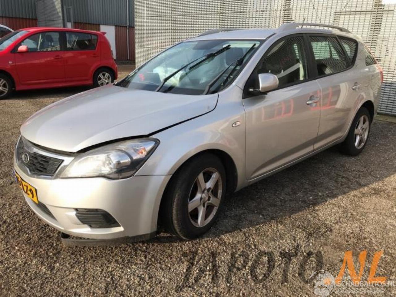 Kia Cee d Cee'd Sporty Wagon (EDF), Combi, 2007 / 2012 1.4 CVVT 16V