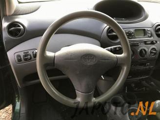 Toyota Yaris Yaris (P1), Hatchback, 1999 / 2005 1.0 16V VVT-i picture 11