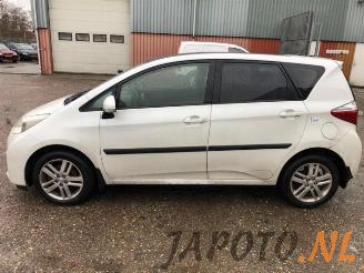 Toyota Verso S Verso S, MPV, 2010 / 2016 1.33 16V Dual VVT-I picture 2