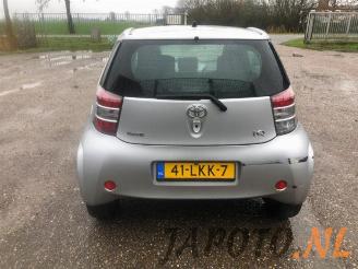 Toyota iQ iQ, Hatchback 3-drs, 2009 / 2015 1.0 12V VVT-i picture 4