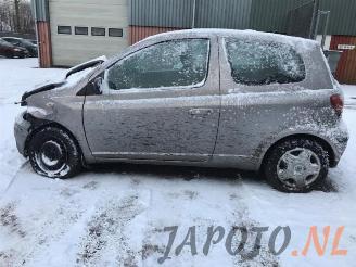 Toyota Yaris Yaris (P1), Hatchback, 1999 / 2005 1.0 16V VVT-i picture 8