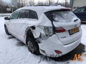 Hyundai I-30 i30 Wagon (GDHF5), Combi, 2012 1.6 GDI Blue 16V picture 10