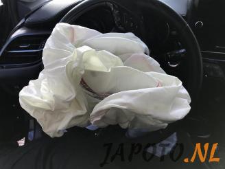 Toyota C-HR C-HR (X1,X5), SUV, 2016 1.8 16V Hybrid picture 13