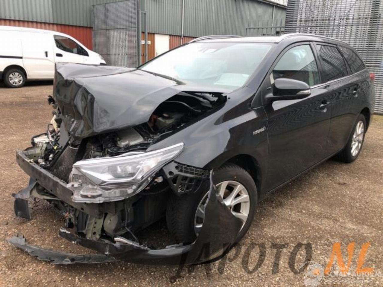 Toyota Auris Auris Touring Sports (E18), Combi, 2013 / 2018 1.8 16V Hybrid