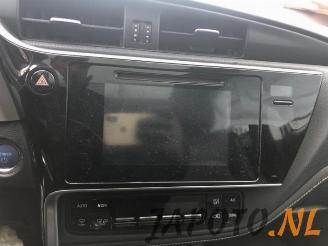 Toyota Auris Auris Touring Sports (E18), Combi, 2013 / 2018 1.8 16V Hybrid picture 8