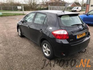 Toyota Auris Auris (E15), Hatchback, 2006 / 2012 1.8 16V HSD Full Hybrid picture 4