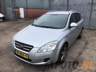 demontáž osobní automobily Kia Cee d Cee'd Sporty Wagon (EDF), Combi, 2007 / 2012 1.4 16V 2008/10